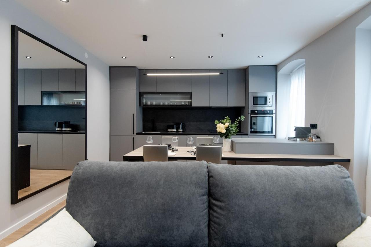 One&only Luxury Apartment